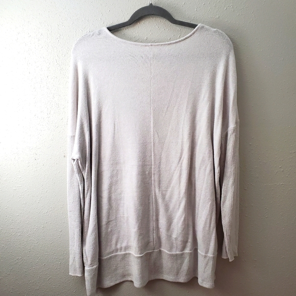 Time and Tru Long Sleeve Tunic Sweater size Large 12-14 - Picture 2 of 5